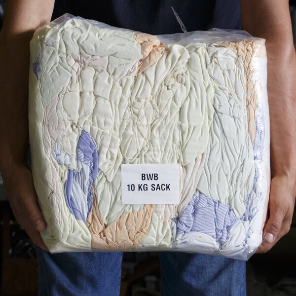 Industrie Putzlappen 10 kg Paket aus hellen bunten Bettbezgen