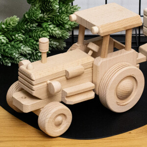 großer Holz Traktor mit Anhänger, Kindertraktor aus FSC Holz