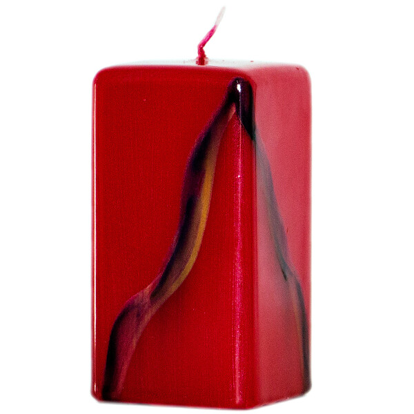 Quadratische 10 cm hohe Quaderkerze, Stumpenkerze in Weinrot
