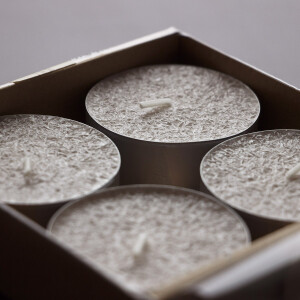 Teelichter, Duftkerzen aus Stearin, Duft indische Seide, 4er-Set