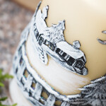 Langlebige Stumpenkerze mit liebevollem Winterdesign