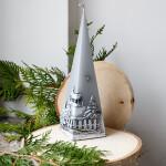 Große Pyramidenkerze mit Weihnachtsmotiv aus Wachs, Adventskerze