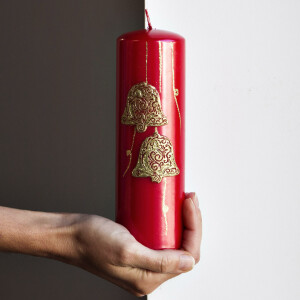 Große Weihnachtskerze aus Wachs mit goldenen Glocken, Stumpenkerze