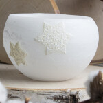 Windlicht aus Wachs, mit Teelichthalter, Rillendesign, Wachssterne