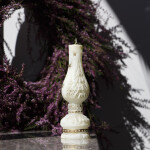 Weihnachtslampe aus Wachs, Figurenkerze, Weihnachtskerze in Creme