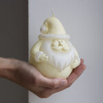 Weihnachtsmannkerze, Weihnachtskerze, Kranzkerze als Weihnachtsmann