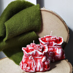 Weihnachtskerze als Geschenk aus Wachs, Nikolaus-Sack aus Wachs