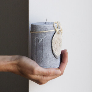 Stumpenkerze mit Wachsmotiv, Steinoptik, Kerze aus Wachs, Wachskerze