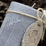 Stumpenkerze mit Wachsmotiv, Steinoptik, Kerze aus Wachs, Wachskerze