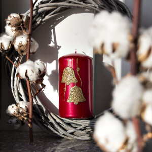 Dicke Weihnachtskerze, Kerze zu Weihnachten mit Glocken aus Wachs