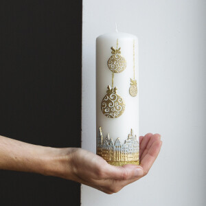 Weihnachtskerze in Weiß 19 cm hoch, mit goldenem Motiv Ø 6 cm