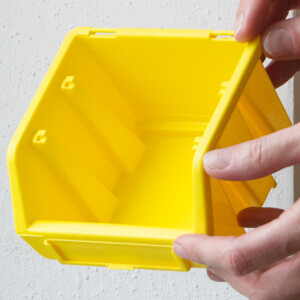 gelber Lagerkasten 0,6 Liter als Sichtlagerbox auch stapelbar