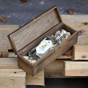 Holzkiste mit Deckel und Schloss, Flaschenkiste, 36 x 11 x 10 cm