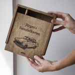 Quadratische Holzkiste, Schiebedeckel, USB-Fach, 18 × 18 × 5 cm