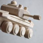 Holzpanzer, Kinderspielzeug, Panzer aus Holz, 21 × 10 × 8 cm