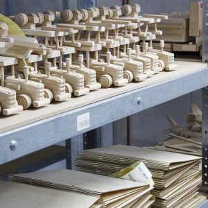 Traktor mit Anhänger, Bauernhof Holz Kinderspielzeug, 34 × 7 × 10 cm