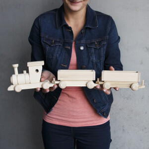 Zug mit 2 Anhängern, Holzeisenbahn,...