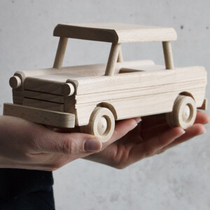 Holzauto, Kinderspielzeug aus Holz, Spielzeugauto,...