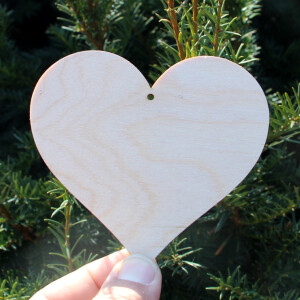 Großes Holzherz mit Fädelloch,...