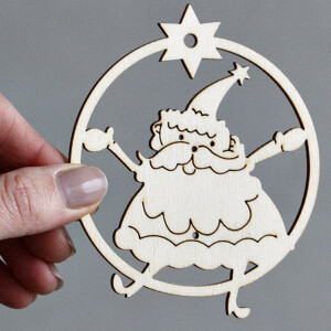 Gravierter Weihnachtsmann 9 x 8 cm in Christbaumkugel