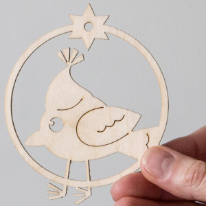 Vogel mit Mütze 9 x 8 cm Weihnachtsbaumschmuck