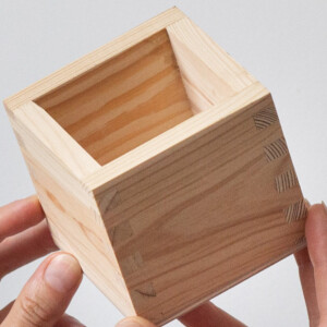Stiftehalter aus Holz 8,5 x 8,5 x 8 cm Holzbecher Holzdose