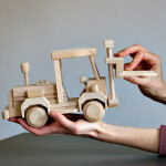 Gabelstapler aus Holz, Holzspielzeug Stapler 32 × 9 × 16 cm